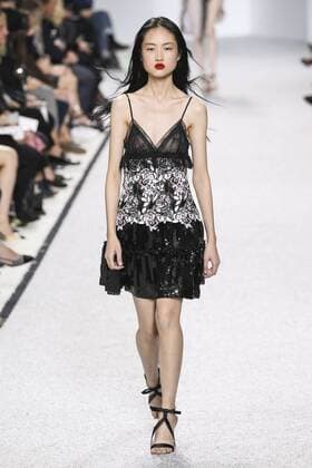 Paris Fashion Week - Giambattista Valli Modenschau 212111 Marineau Starface 2016-10-03 Paris France Paris Fashion Week. défilé PAP Printemps-Eté 2017. Giambattista Valli. Editorial use only  Copyright: xMarineaux STAR_212111_027