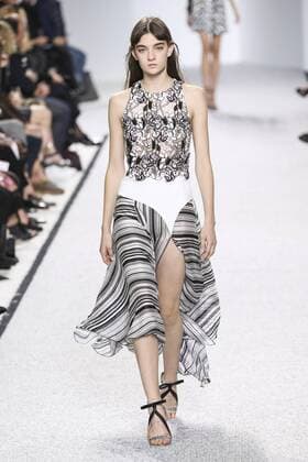 Paris Fashion Week - Giambattista Valli Modenschau 212111 Marineau Starface 2016-10-03 Paris France Paris Fashion Week. défilé PAP Printemps-Eté 2017. Giambattista Valli. Editorial use only  Copyright: xMarineaux STAR_212111_038