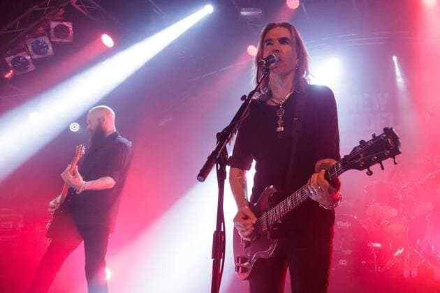Die Musiker der britischen Band New Model Army stehen am 03. Oktober 2016 in der Markthalle in Hamburg auf der Bühne. Konzert - New Model Army in Hamburg