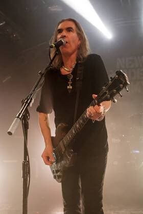 Die Musiker der britischen Band New Model Army stehen am 03. Oktober 2016 in der Markthalle in Hamburg auf der Bühne. Konzert - New Model Army in Hamburg