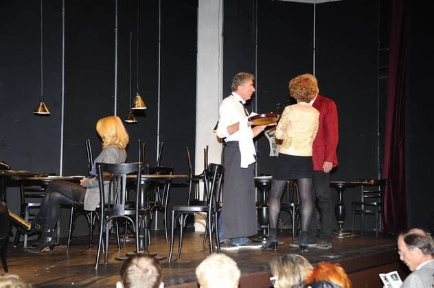 Maria Furtwängler, Thomas Pekny, Kathrin Ackermann und Peter Fricke Premiere Glücklich die Glücklichen Komödie im Bayerischen Hof Theater München 03. Oktober 2016