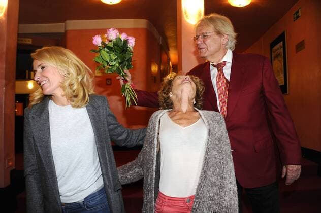 Kathrin Ackermann mit Tochter Maria Furtwängler und Peter Fricke Premiere Glücklich die Glücklichen Komödie im Bayerischen Hof Theater München 03. Oktober 2016