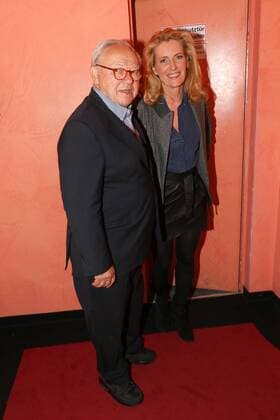 Prof.Dr. Hubert Burda mit Ehefrau Maria Furtwaengler, Theaterpremiere Gluecklich die Gluecklichen in der Komödie im Bayerischen Hof in Muenchen am 03.10.2016