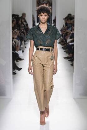 Paris Fashion Week - Hermes Modenschau 212128 Marineau Starface Paris France Paris Fashion Week. Défilé PAP Printemps-Eté 2017. HERMES. Editorial use only  Copyright: xMarineaux STAR_212128_025