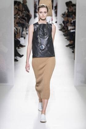 Paris Fashion Week - Hermes Modenschau 212128 Marineau Starface Paris France Paris Fashion Week. Défilé PAP Printemps-Eté 2017. HERMES. Editorial use only  Copyright: xMarineaux STAR_212128_030