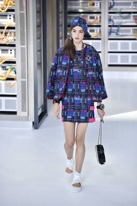 Paris Fashion Week - Chanel 212139 Julien de Rosa Starface 2016-10-04 Paris France Paris Fashion Week. Défilé PAP Printemps-Eté 2017. CHANEL.  Copyright: xJulienxdexRosax xStarfacex STAR_212139_018