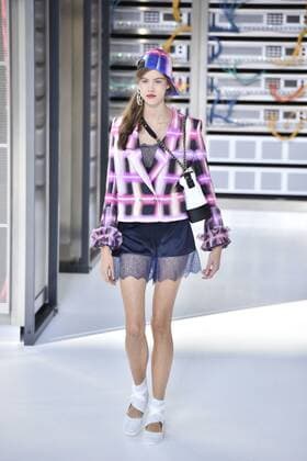 Paris Fashion Week - Chanel 212139 Julien de Rosa Starface 2016-10-04 Paris France Paris Fashion Week. Défilé PAP Printemps-Eté 2017. CHANEL.  Copyright: xJulienxdexRosax xStarfacex STAR_212139_026
