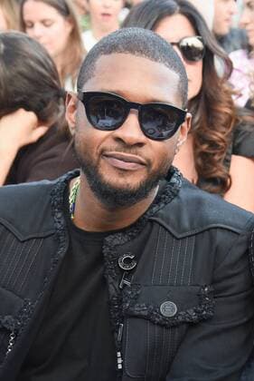 Paris Fashion Week - Chanel: Prominenz 212137 Serge Arnal Starface 2016-10-04 Paris France Paris Fashion Week. Défilé PAP Printemps-Eté 2017. Chanel. Peolple Raymond IV, Usher Terry ( Usher )  Copyright: xSergexArnalx xStarfacex STAR_212137_017