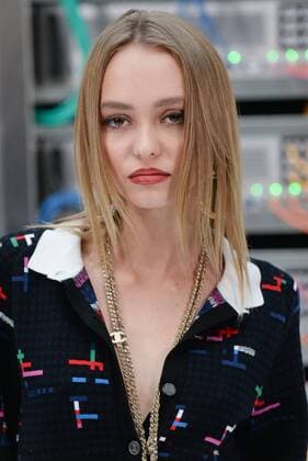 212137 Serge Arnal Starface 2016-10-04 Paris France Paris Fashion Week. Défilé PAP Printemps-Eté 2017. Chanel. Peolple Depp-Paradis, Lily Rose  Copyright: xSergexArnalx xStarfacex STAR_212137_066