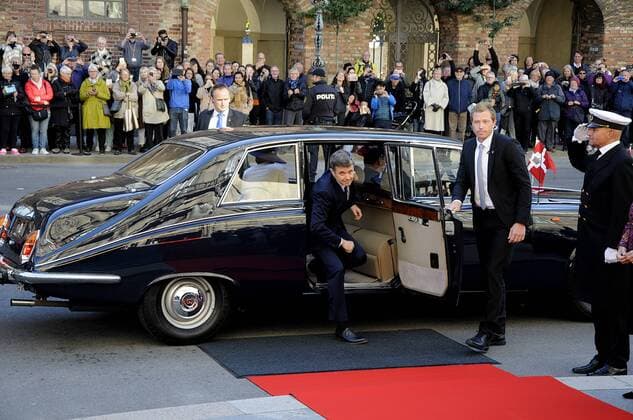 Traditionelle Parlamentseröffnung in Kopenhagen, Dänemark: Ankunft von Kronprinz Frederik von Dänemark 
