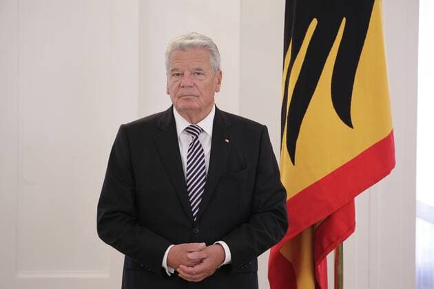 Berlin, Schloss Bellevue, Ansprache bei der Verleihung des Verdienstordens der Bundesrepublik Deutschland zum Tag der Deutschen Einheit, Foto: Bundespräsident Joachim Gauck