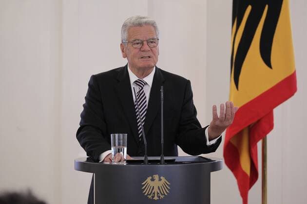 Berlin, Schloss Bellevue, Ansprache bei der Verleihung des Verdienstordens der Bundesrepublik Deutschland zum Tag der Deutschen Einheit, Foto: Bundespräsident Joachim Gauck