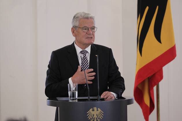 Berlin, Schloss Bellevue, Ansprache bei der Verleihung des Verdienstordens der Bundesrepublik Deutschland zum Tag der Deutschen Einheit, Foto: Bundespräsident Joachim Gauck