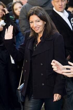 Anne Hidalgo - mayor of Paris CELEBRITIES : arrivals Chanel - Paris - 04 10 2016 JBAutissier Panoramic 