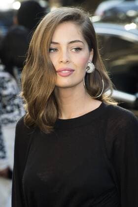 Marie Ange Casta CELEBRITIES : arrivals Chanel - Paris - 04 10 2016 JBAutissier Panoramic 