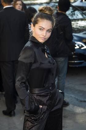 Thylane Blondeau CELEBRITIES : arrivals Chanel - Paris - 04 10 2016 JBAutissier Panoramic 