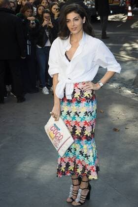 Razane Jammal CELEBRITIES : arrivals Chanel - Paris - 04 10 2016 JBAutissier Panoramic 