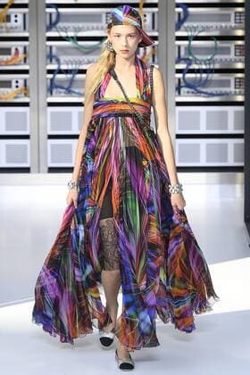 212146 Marineau Starface 2016-10-04 Paris France Paris Fashion week. Pret-a-porter printemps-ete 2017. Defile Chanel. Chanel, spring-summer 2017 Paris, France Paris Fashion week. Ready-to-wear spring-summer 2017 Defile Chanel Editorial Use Only _sans_perso  Copyright: xMarineaux STAR_212146_063
