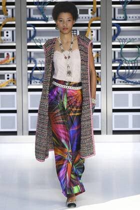 212146 Marineau Starface 2016-10-04 Paris France Paris Fashion week. Pret-a-porter printemps-ete 2017. Defile Chanel. Chanel, spring-summer 2017 Paris, France Paris Fashion week. Ready-to-wear spring-summer 2017 Defile Chanel Editorial Use Only _sans_perso  Copyright: xMarineaux STAR_212146_067