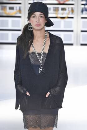 212146 Marineau Starface 2016-10-04 Paris France Paris Fashion week. Pret-a-porter printemps-ete 2017. Defile Chanel. Chanel, spring-summer 2017 Paris, France Paris Fashion week. Ready-to-wear spring-summer 2017 Defile Chanel Editorial Use Only _sans_perso  Copyright: xMarineaux STAR_212146_115