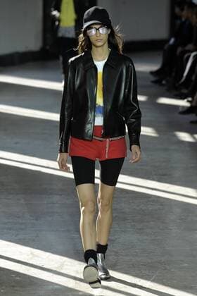 Paris Fashion Week - Agnes B. 212149 Marineau Starface 2016-10-04 Paris France Paris Fashion week. Pret-a-porter printemps-ete 2017. Defile Agnes B. Paris Fashion week. Ready-to-wear spring-summer 2017 Defile Agnes B. Agnès b., spring-summer 2017 Paris, France Editorial Use Only _sans_perso  Copyright: xMarineaux STAR_212149_005