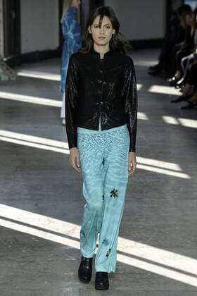 Paris Fashion Week - Agnes B. 212149 Marineau Starface 2016-10-04 Paris France Paris Fashion week. Pret-a-porter printemps-ete 2017. Defile Agnes B. Paris Fashion week. Ready-to-wear spring-summer 2017 Defile Agnes B. Agnès b., spring-summer 2017 Paris, France Editorial Use Only _sans_perso  Copyright: xMarineaux STAR_212149_014