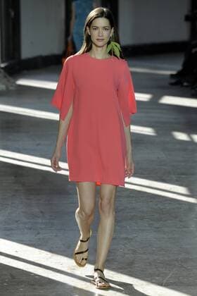 Paris Fashion Week - Agnes B. 212149 Marineau Starface 2016-10-04 Paris France Paris Fashion week. Pret-a-porter printemps-ete 2017. Defile Agnes B. Paris Fashion week. Ready-to-wear spring-summer 2017 Defile Agnes B. Agnès b., spring-summer 2017 Paris, France Editorial Use Only _sans_perso  Copyright: xMarineaux STAR_212149_030