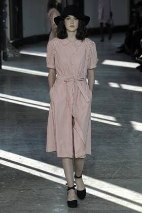 Paris Fashion Week - Agnes B. 212149 Marineau Starface 2016-10-04 Paris France Paris Fashion week. Pret-a-porter printemps-ete 2017. Defile Agnes B. Paris Fashion week. Ready-to-wear spring-summer 2017 Defile Agnes B. Agnès b., spring-summer 2017 Paris, France Editorial Use Only _sans_perso  Copyright: xMarineaux STAR_212149_051