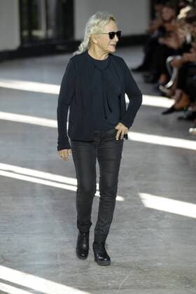 Paris Fashion Week - Agnes B. 212149 Marineau Starface 2016-10-04 Paris France Paris Fashion week. Pret-a-porter printemps-ete 2017. Defile Agnes B. Paris Fashion week. Ready-to-wear spring-summer 2017 Defile Agnes B. Agnès b., spring-summer 2017 Paris, France Editorial Use Only Troublé, Agnès ( agnès b. )  Copyright: xMarineaux STAR_212149_061