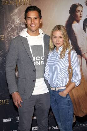 Nadeshda Brennicke mit Sohn Nikita Brennicke bei der Premiere des Kinofilms Das kalte Herz im Kino International. Berlin, 04.10.2016 Foto:xA.xBuggex xFuturexImage