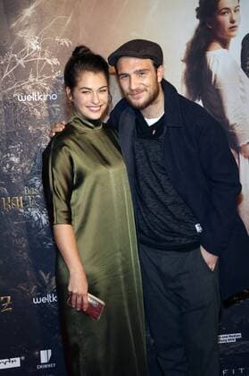 Henriette Confurius und Frederick Lau bei der Premiere des Kinofilms Das kalte Herz im Kino International. Berlin, 04.10.2016 Foto:xA.xBuggex xFuturexImage