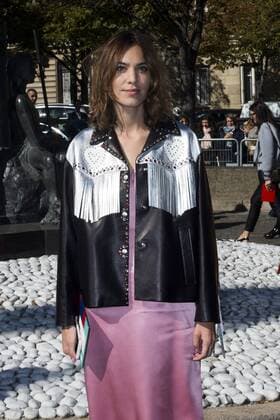 Alexa Chung - Prominente am Rande der Miu Miu Modenschau - Paris - 05 10 2016 JBAutissier Panoramic 