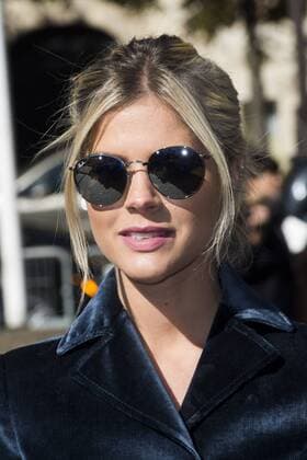 Lala Rudge - Prominente am Rande der Miu Miu Modenschau - Paris - 05 10 2016 JBAutissier Panoramic 