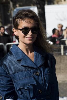 Miroslava Duma - Prominente am Rande der Miu Miu Modenschau - Paris - 05 10 2016 JBAutissier Panoramic 