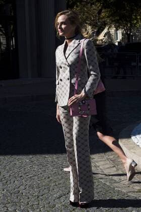 Diane Kruger - Prominente am Rande der Miu Miu Modenschau - Paris - 05 10 2016 JBAutissier Panoramic 