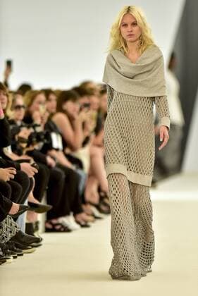 Minas Trend in Belo Horizonte - Plural Modenschau BELO HORIZONTE, MG - 05.10.2016: MINAS TREND OUTONO INVERNO 2017 - designer fashion show Plural during the nineteenth edition of the Minas Trend - Autumn Winter 2017 held in Expominas in Belo Horizonte, MG. on the morning of Wednesday (05). x1211155x  MourãoxPanda