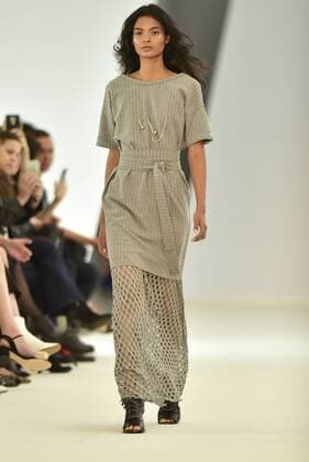 Minas Trend in Belo Horizonte - Plural Modenschau BELO HORIZONTE, MG - 05.10.2016: MINAS TREND OUTONO INVERNO 2017 - designer fashion show Plural during the nineteenth edition of the Minas Trend - Autumn Winter 2017 held in Expominas in Belo Horizonte, MG. on the morning of Wednesday (05). x1211157x  MourãoxPanda
