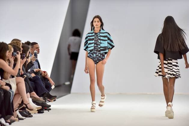Minas Trend in Belo Horizonte - Ellus 2nd Floor Modenschau BELO HORIZONTE, MG - 05.10.2016: MINAS TREND OUTONO INVERNO 2017 - designer fashion show Ellus Second Floor (2nd Floor) during the nineteenth edition of the Minas Trend - Autumn Winter 2017 held in Expominas in Belo Horizonte, MG. on the morning of Wednesday (05). x1211177x  MourãoxPanda
