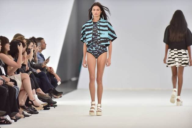 Minas Trend in Belo Horizonte - Ellus 2nd Floor Modenschau BELO HORIZONTE, MG - 05.10.2016: MINAS TREND OUTONO INVERNO 2017 - designer fashion show Ellus Second Floor (2nd Floor) during the nineteenth edition of the Minas Trend - Autumn Winter 2017 held in Expominas in Belo Horizonte, MG. on the morning of Wednesday (05). x1211178x  MourãoxPanda