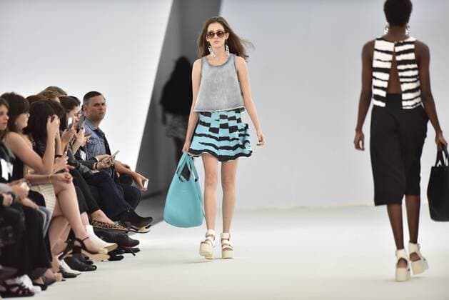 Minas Trend in Belo Horizonte - Ellus 2nd Floor Modenschau BELO HORIZONTE, MG - 05.10.2016: MINAS TREND OUTONO INVERNO 2017 - designer fashion show Ellus Second Floor (2nd Floor) during the nineteenth edition of the Minas Trend - Autumn Winter 2017 held in Expominas in Belo Horizonte, MG. on the morning of Wednesday (05). x1211181x  MourãoxPanda