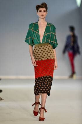 Minas Trend in Belo Horizonte - Faven Modenschau BELO HORIZONTE, MG - 05.10.2016: MINAS TREND OUTONO INVERNO 2017 - designer fashion show Faven by Natalia Person during the nineteenth edition of the Minas Trend - Autumn Winter 2017 held in Expominas in Belo Horizonte, MG. on the morning of Wednesday (05). x1211213x  MourãoxPanda