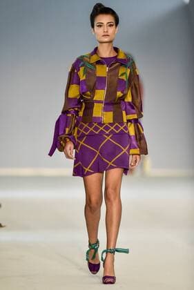 Minas Trend in Belo Horizonte - Faven Modenschau BELO HORIZONTE, MG - 05.10.2016: MINAS TREND OUTONO INVERNO 2017 - designer fashion show Faven by Natalia Person during the nineteenth edition of the Minas Trend - Autumn Winter 2017 held in Expominas in Belo Horizonte, MG. on the morning of Wednesday (05). x1211218x  MourãoxPanda