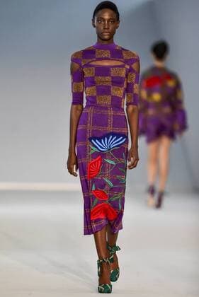 Minas Trend in Belo Horizonte - Faven Modenschau BELO HORIZONTE, MG - 05.10.2016: MINAS TREND OUTONO INVERNO 2017 - designer fashion show Faven by Natalia Person during the nineteenth edition of the Minas Trend - Autumn Winter 2017 held in Expominas in Belo Horizonte, MG. on the morning of Wednesday (05). x1211220x  MourãoxPanda