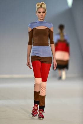 Minas Trend in Belo Horizonte - Faven Modenschau BELO HORIZONTE, MG - 05.10.2016: MINAS TREND OUTONO INVERNO 2017 - designer fashion show Faven by Natalia Person during the nineteenth edition of the Minas Trend - Autumn Winter 2017 held in Expominas in Belo Horizonte, MG. on the morning of Wednesday (05). x1211234x  MourãoxPanda