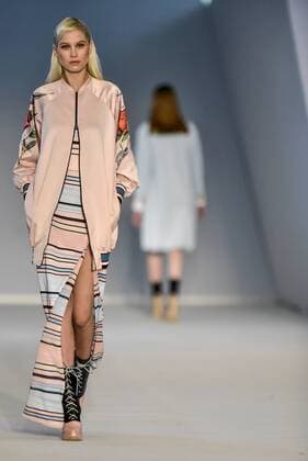 Minas Trend in Belo Horizonte - VictorDzenk Modenschau BELO HORIZONTE, MG - 05.10.2016: MINAS TREND OUTONO INVERNO 2017 - designer fashion show VictorDzenk during the nineteenth edition of the Minas Trend - Autumn Winter 2017 held in Expominas in Belo Horizonte, MG. on the morning of Wednesday (05). x1211332x  MourãoxPanda