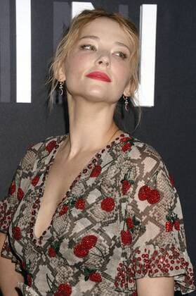 Haley Bennett bei der Premiere des Kinofilms The Girl on the Train im Regal E-Walk Stadium 13. New York, 04.10.2016 Foto:xD.xVanxTinex xFuturexImage