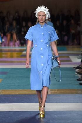 Paris Fashion Week - Miu Miu Modenschau 212207 Marineau Starface 2016-10-05 Paris France Paris Fashion week. Pret-a-porter printemps-ete 2017. Defile Miu Miu Miu Miu , spring -summer 2017 Paris, France Paris Fashion Week. Pret-a-porter Printemps-Eté 2017. Defile Miu Miu. Editorial Use Only _sans_perso  Copyright: xMarineaux STAR_212207_017