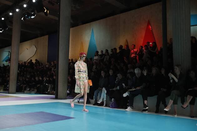 Paris Fashion Week - Miu Miu Modenschau 212207 Marineau Starface 2016-10-05 Paris France Paris Fashion week. Pret-a-porter printemps-ete 2017. Defile Miu Miu Miu Miu , spring -summer 2017Paris, France Paris Fashion Week. Pret-a-porter Printemps-Eté 2017. Defile Miu Miu. Editorial Use Only _sans_perso  Copyright: xMarineaux STAR_212207_059
