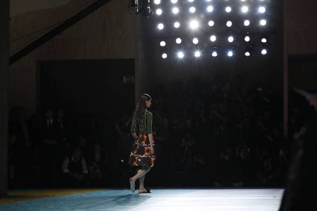 Paris Fashion Week - Miu Miu Modenschau 212207 Marineau Starface 2016-10-05 Paris France Paris Fashion week. Pret-a-porter printemps-ete 2017. Defile Miu Miu Miu Miu , spring -summer 2017Paris, France Paris Fashion Week. Pret-a-porter Printemps-Eté 2017. Defile Miu Miu. Editorial Use Only _sans_perso  Copyright: xMarineaux STAR_212207_062