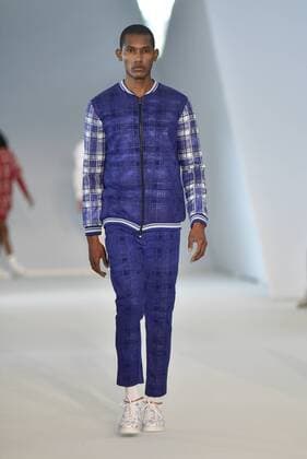 Minas Trend in Belo Horizonte - Lucas Magalhaes Modenschau BELO HORIZONTE, MG - 06.10.2016: MINAS TREND OUTONO INVERNO 2017 - Parade Lucas Magalhaes designer during the nineteenth edition of the Minas Trend - Autumn Winter 2017 held in Expominas in Belo Horizonte, MG. on the morning of Thursday (06). x1211671x  MourãoxPanda